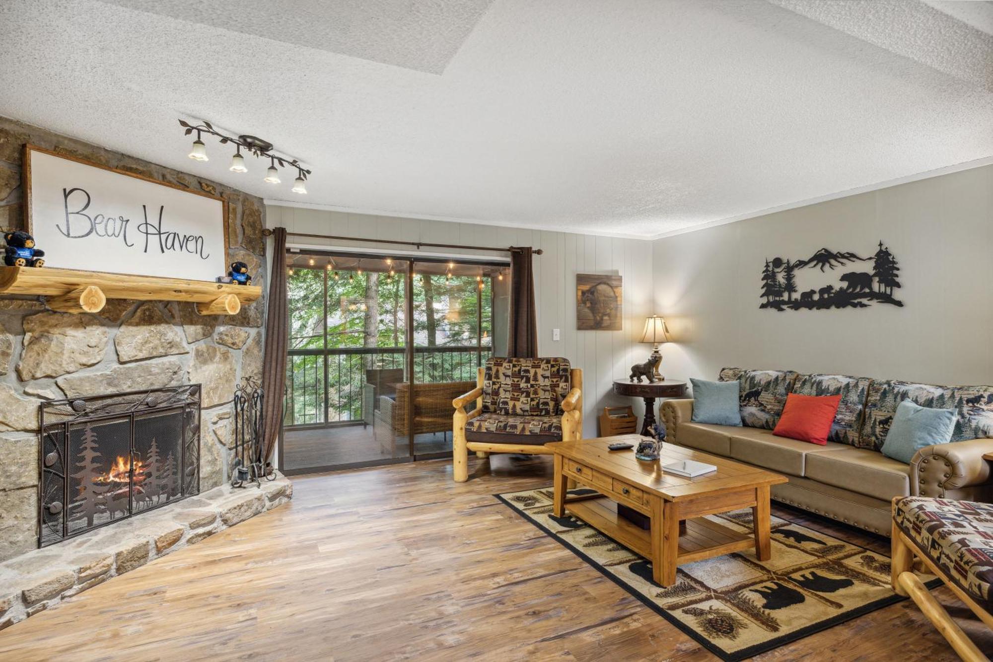 Obear Mountain Is A Newly Updated Condo In Chalet Village Of Gatlinburg! Exterior foto